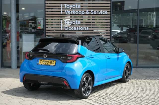 Toyota Yaris (2024) thumbnail 5