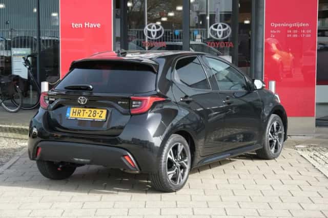 Toyota Yaris (2025) thumbnail 5
