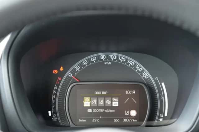 Toyota Aygo X (2025) thumbnail 3