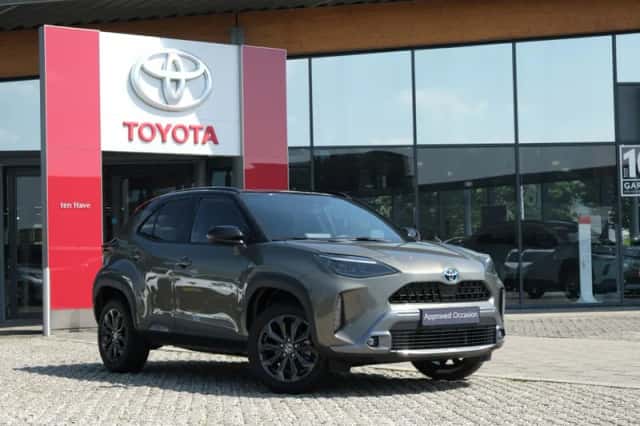 Toyota Yaris Cross (2023) thumbnail 2