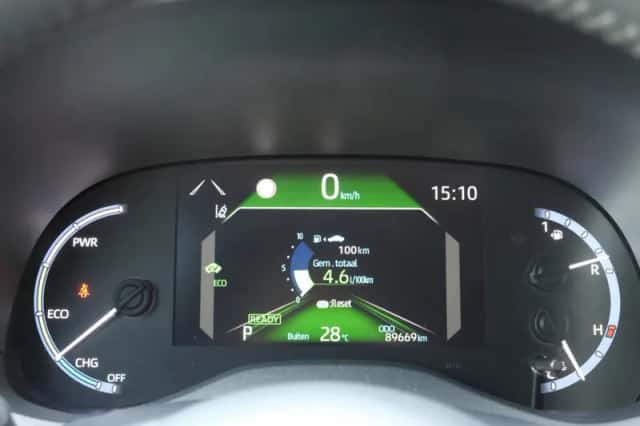 Toyota Yaris Cross (2023) thumbnail 3