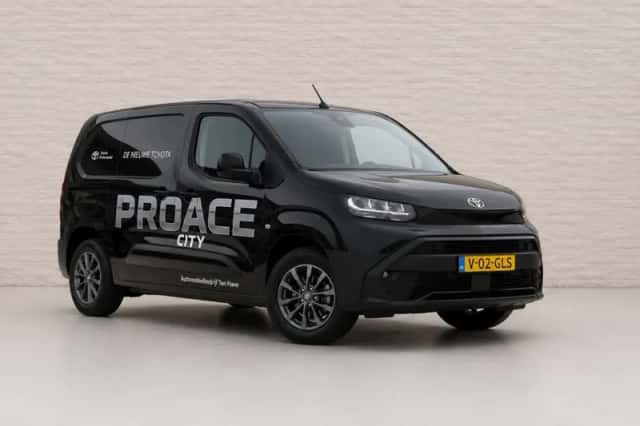 Toyota Proace (2024) thumbnail 1
