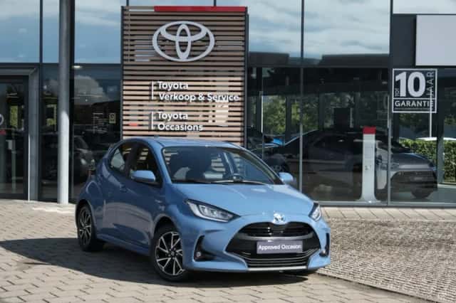Toyota Yaris (2020) thumbnail 2