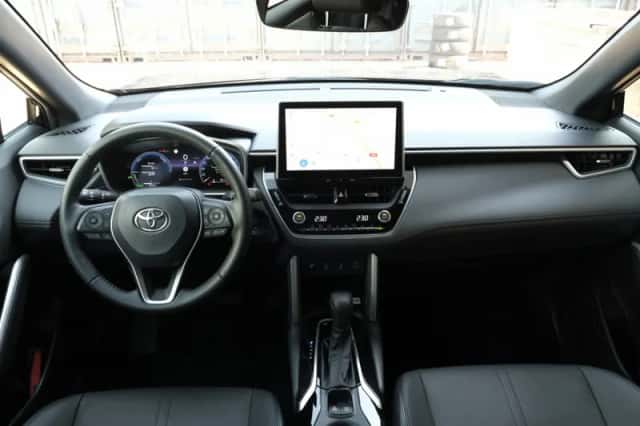 Toyota Corolla (2024) thumbnail 4