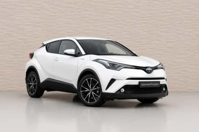 Toyota C-HR (2018) thumbnail 1