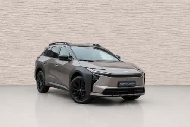 Toyota bZ4X (2026) thumbnail 1