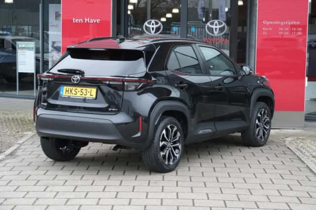 Toyota Yaris Cross (2025) thumbnail 4