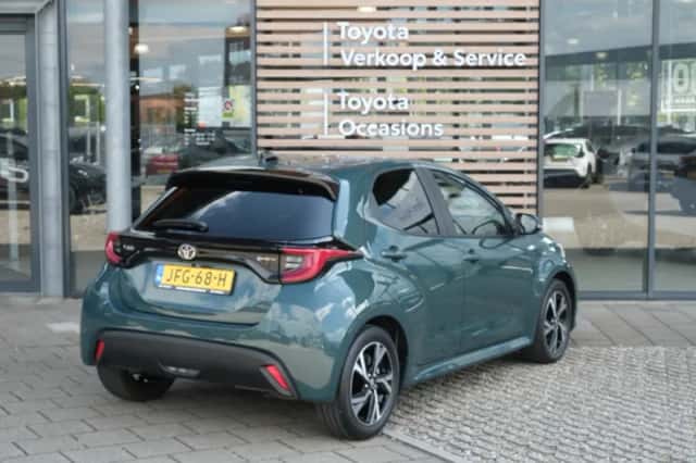 Toyota Yaris (2025) thumbnail 5