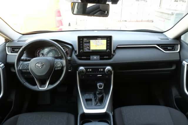Toyota RAV4 (2019) thumbnail 4