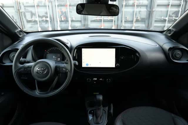 Toyota Aygo X (2024) thumbnail 4