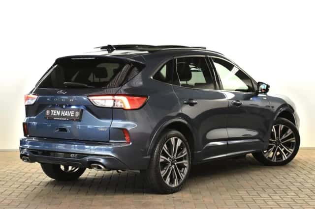 Ford Kuga (2021) thumbnail 5