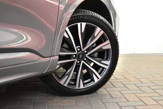 Ford Kuga (2023) thumbnail 6