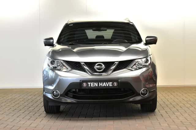 Nissan Qashqai (2017) thumbnail 3