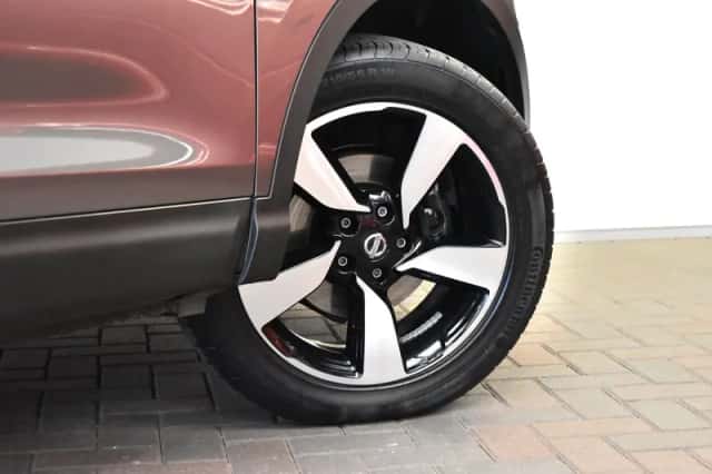 Nissan Qashqai (2017) thumbnail 6