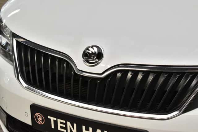 Škoda Rapid (2017) thumbnail 5