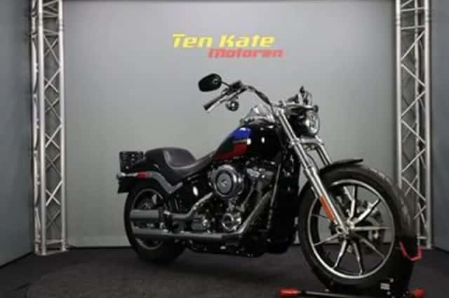 Harley-Davidson Lowrider (2018) thumbnail 2