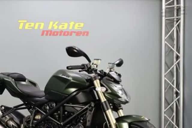 Ducati STREETFIGHTER (2013) thumbnail 3