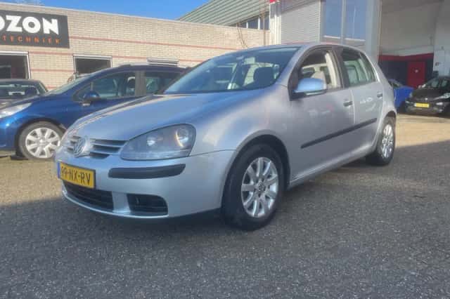 Volkswagen Golf (2004) thumbnail 1