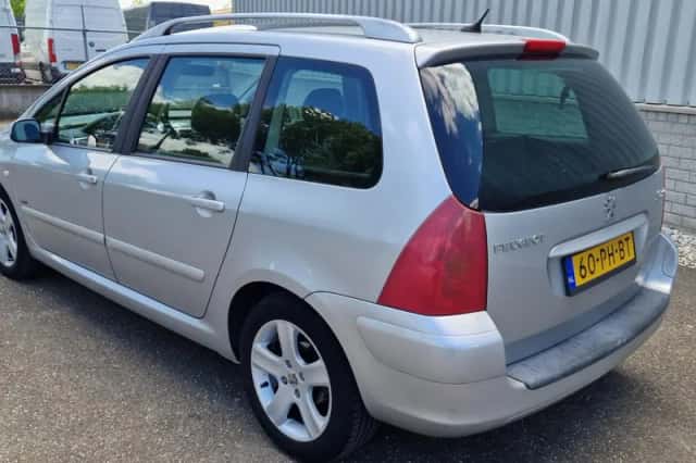 Peugeot 307 SW (2004) thumbnail 2