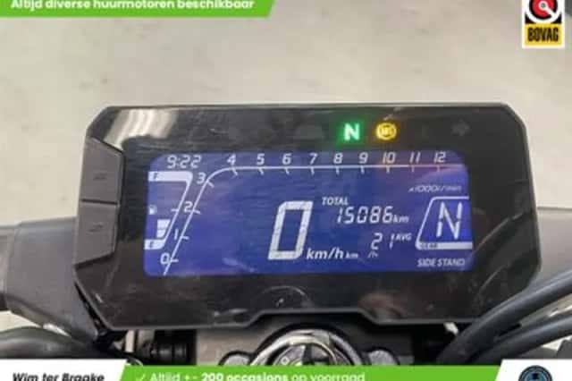 Honda CB (2018) thumbnail 2
