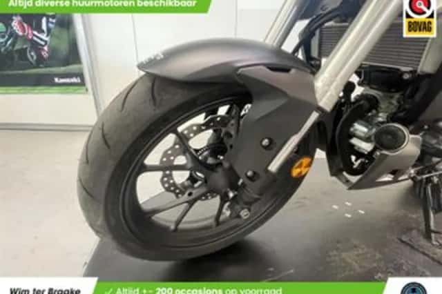 Honda CB (2018) thumbnail 4
