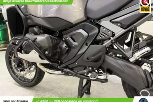 BMW R (2024) thumbnail 4