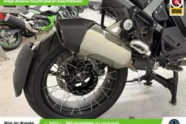 BMW R (2024) thumbnail 6