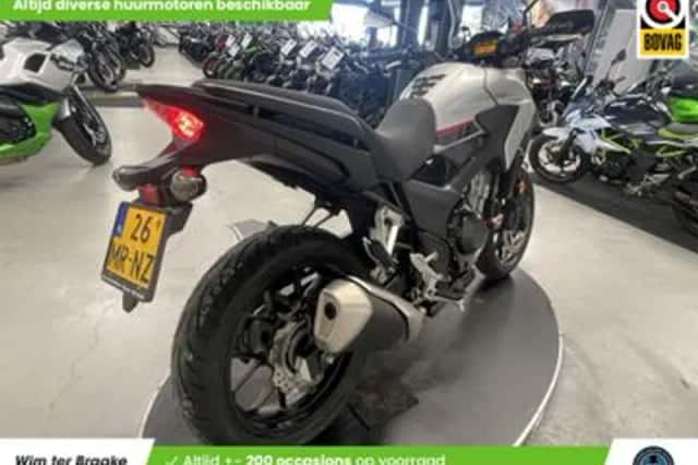 Honda CB (2019) thumbnail 3