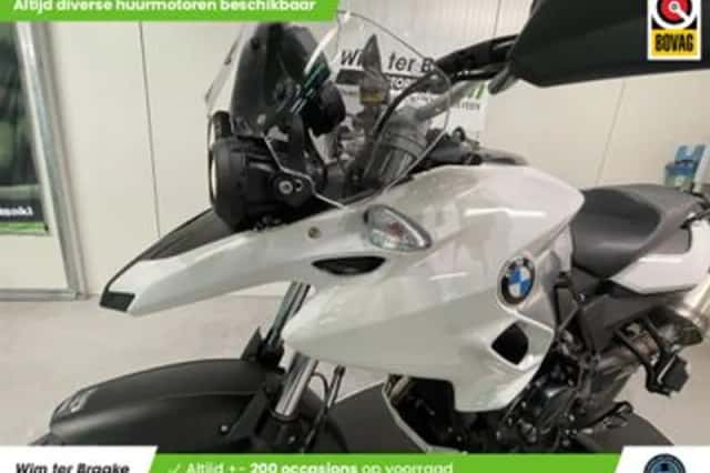 BMW F (2017) thumbnail 5