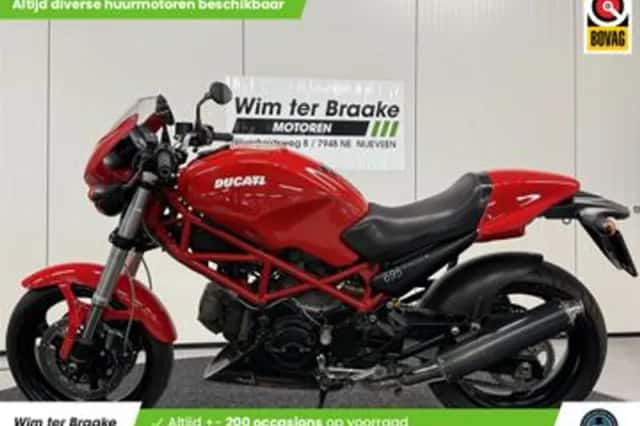 Ducati Monster (2006) thumbnail 4