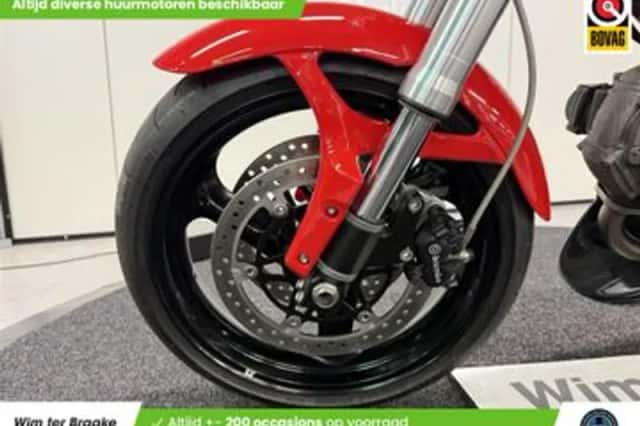 Ducati Monster (2006) thumbnail 5