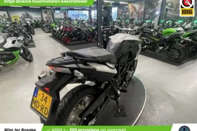BMW F (2013) thumbnail 3