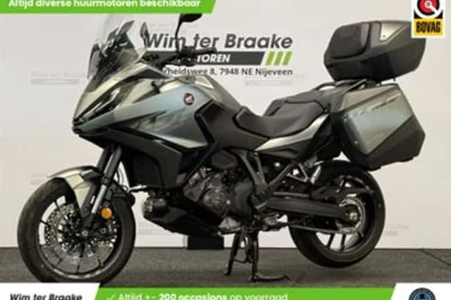 Honda NT 1100 DCT ABS (2024) thumbnail 1