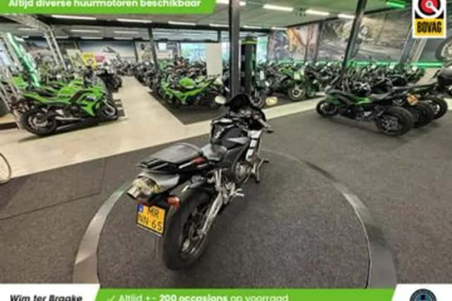 Honda CBR (2007) thumbnail 3