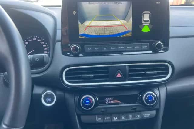 Hyundai Kona (2020) thumbnail 5