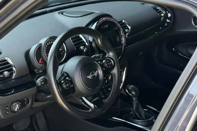 MINI Clubman (2017) thumbnail 4