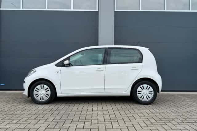 Volkswagen Up! (2013) thumbnail 4