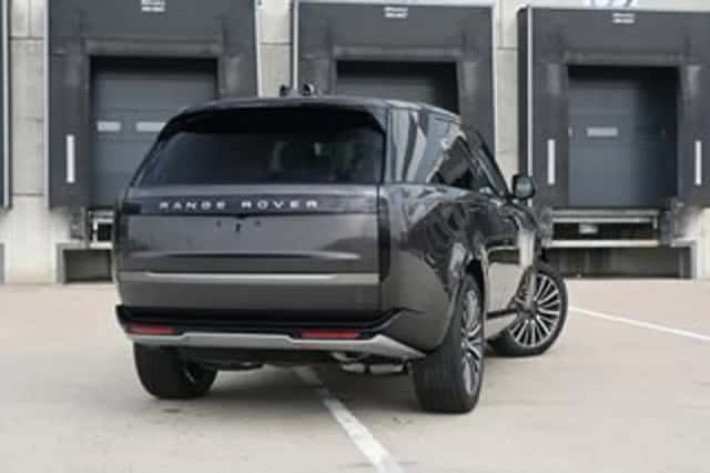 Land Rover Range Rover (2026) thumbnail 3