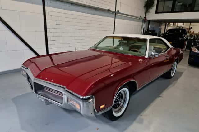 Buick RIVIERA (1969) thumbnail 2