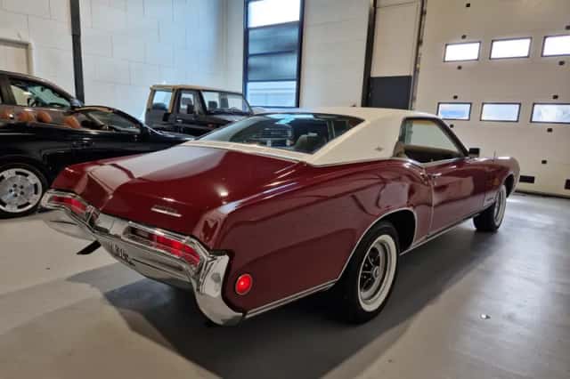 Buick RIVIERA (1969) thumbnail 5