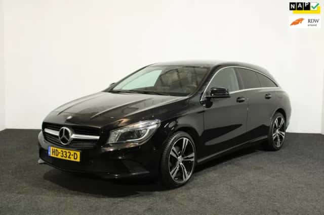 Mercedes-Benz CLA-Klasse (2015) thumbnail 2