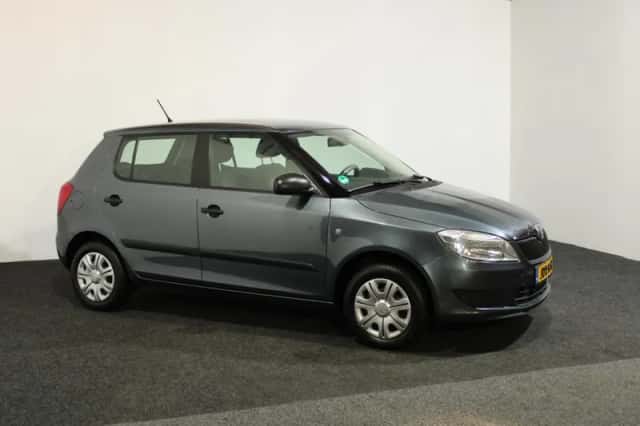 Škoda Fabia (2014) thumbnail 4