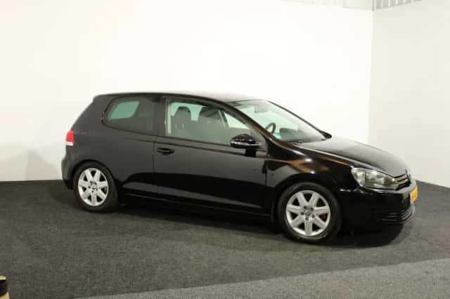 Volkswagen Golf (2009) thumbnail 6
