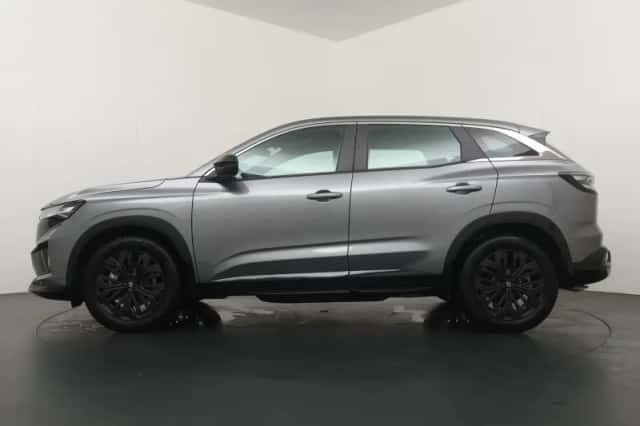 Renault Austral (2025) thumbnail 2