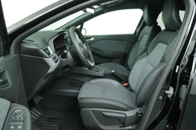 Renault Clio (2025) thumbnail 6