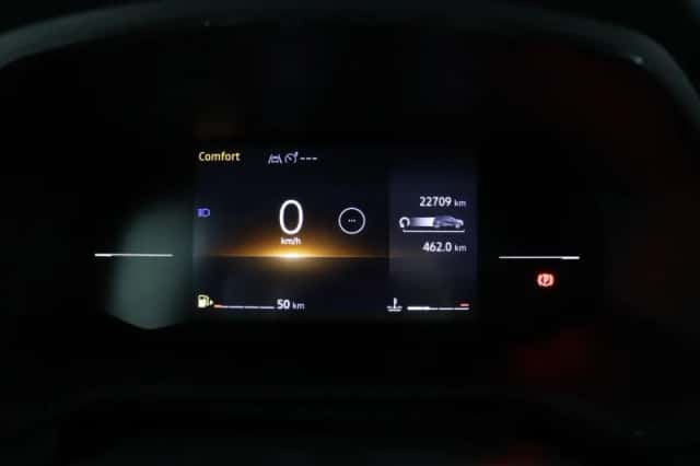 Renault Captur (2024) thumbnail 5