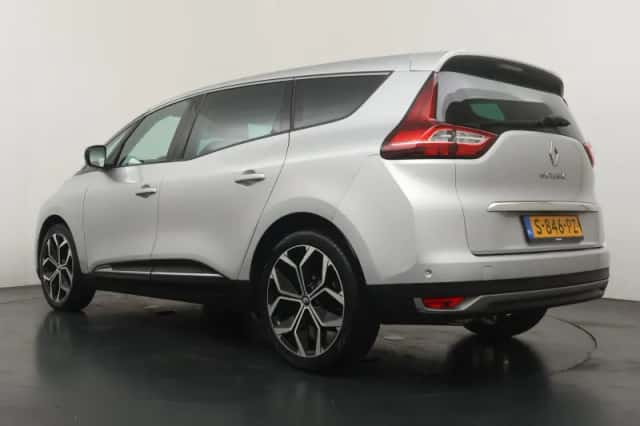Renault Grand Scénic (2023) thumbnail 3