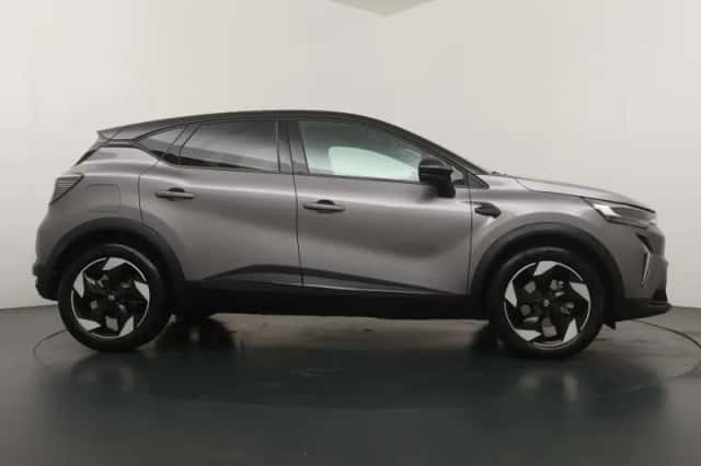 Renault Captur (2025) thumbnail 6
