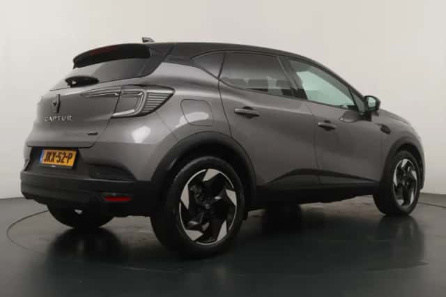 Renault Captur (2025) thumbnail 5