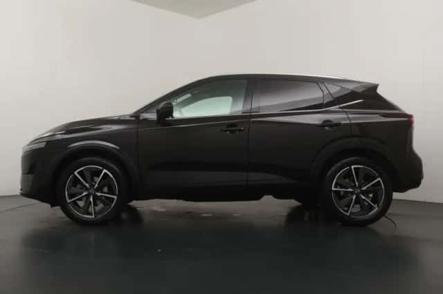 Nissan Qashqai (2023) thumbnail 2